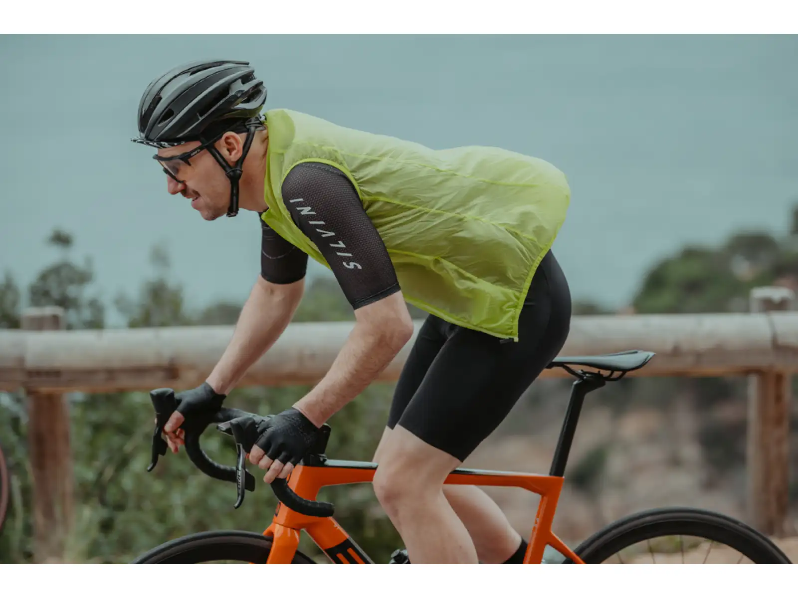 Silvini Tenno MJ1602 men's wind-resistant vest lime/cloud