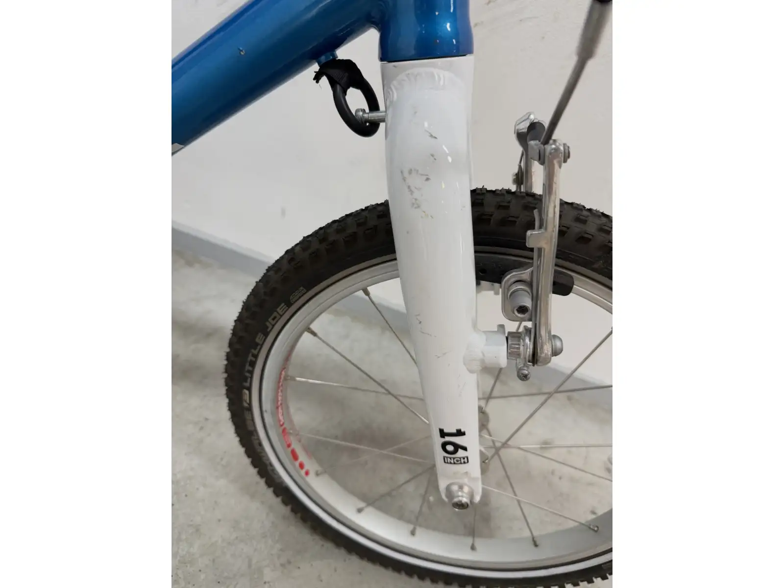 Woom 3 Blue 16" children's bike BAZAR