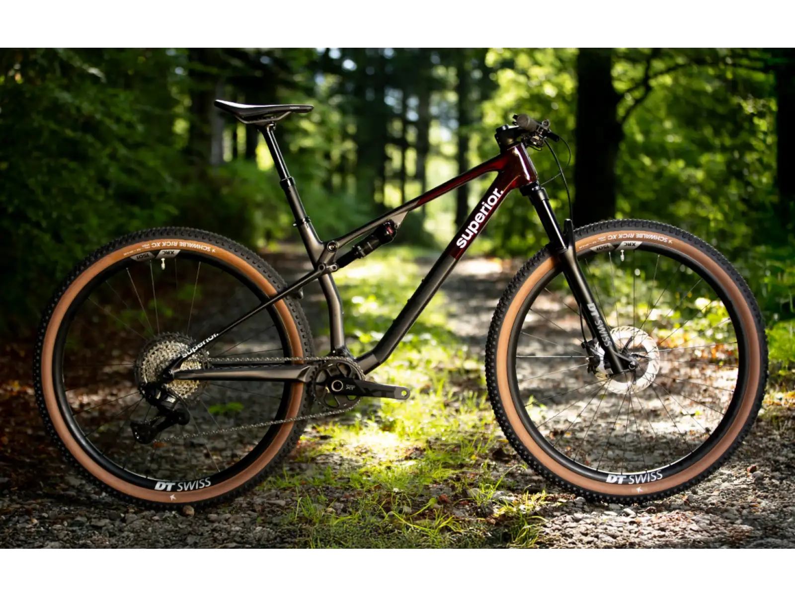 Superior XF 9.6 Team full suspension bike Gloss Carbon/Red Carbon