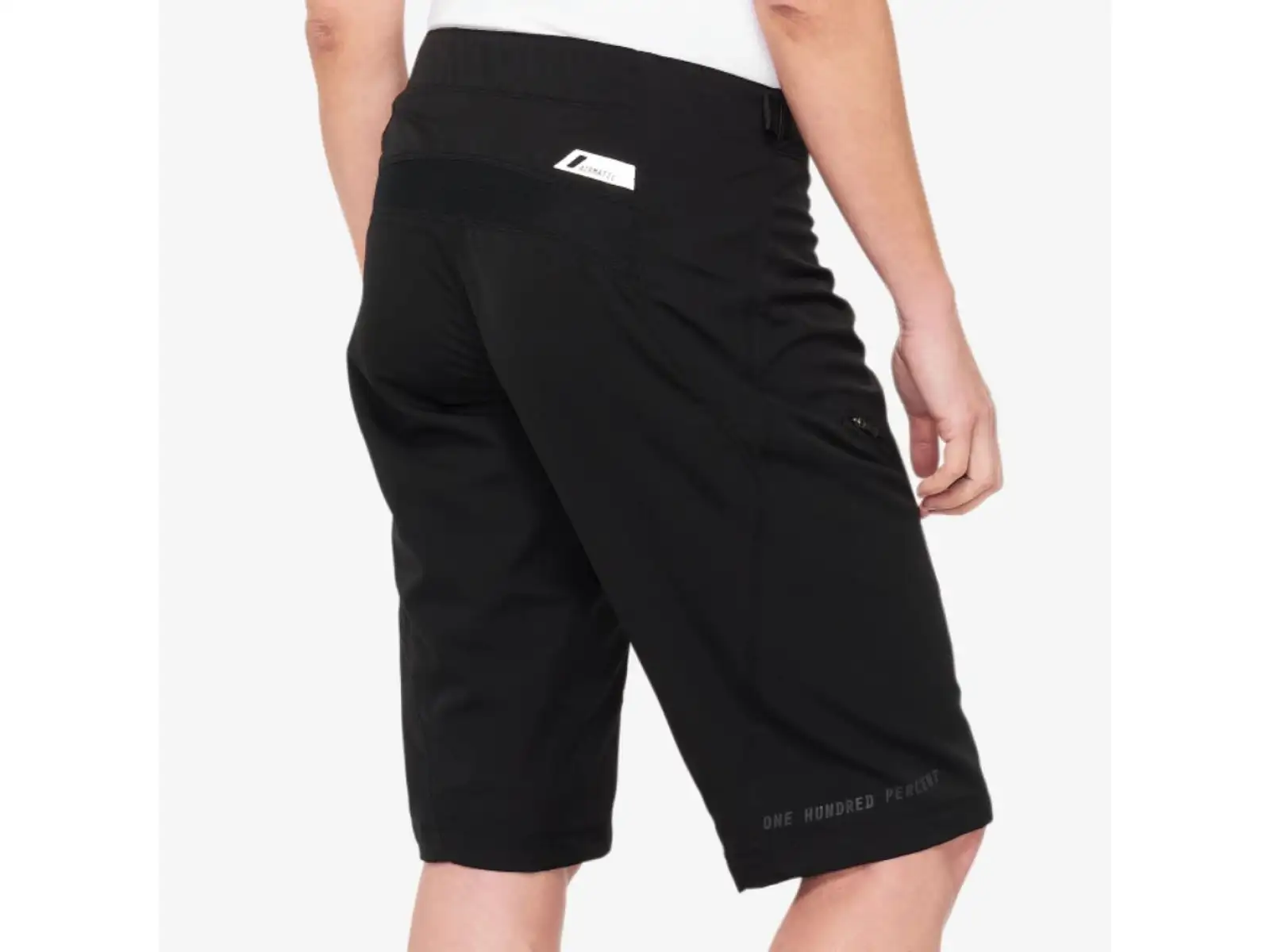 100% Airmatic Shorts Women Black