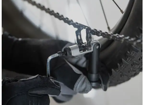 Topeak Plug'n Chain Tool 13S chain tool for handlebars black