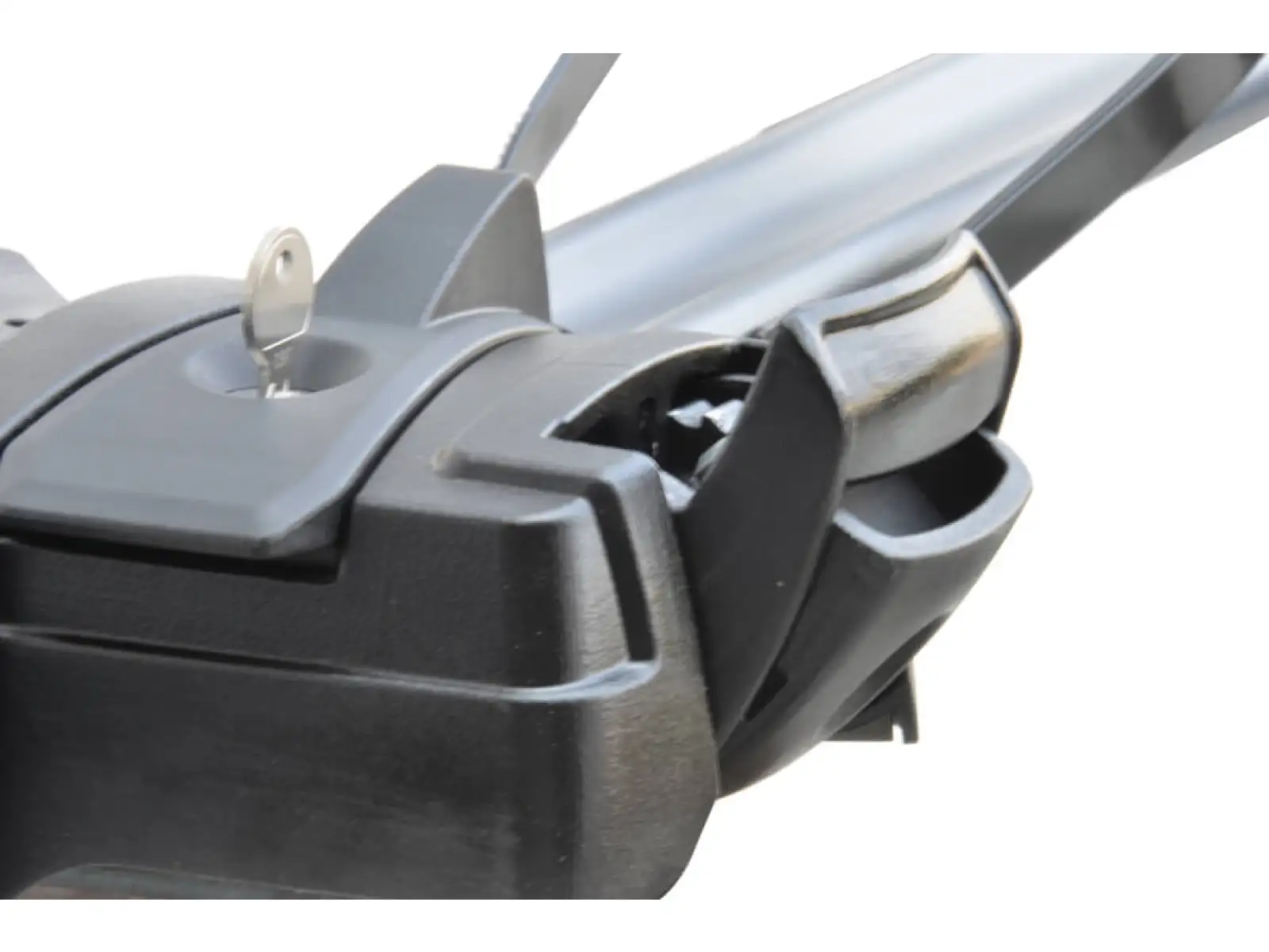 Peruzzo Pure Instinct roof rack black