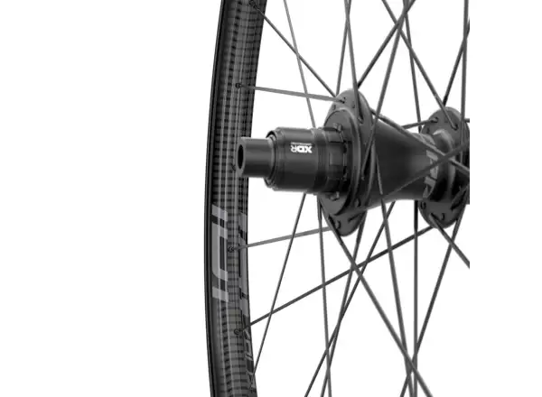 Zipp 101 XPLR Carbon Disc TL CL 12x142 mm rear wheel black