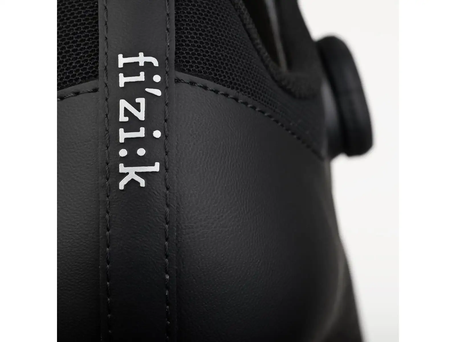 Fizik Vento Omna road cycling shoes Black/Black