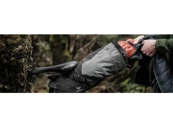 Apidura Backcountry saddle bag 10 l black/grey