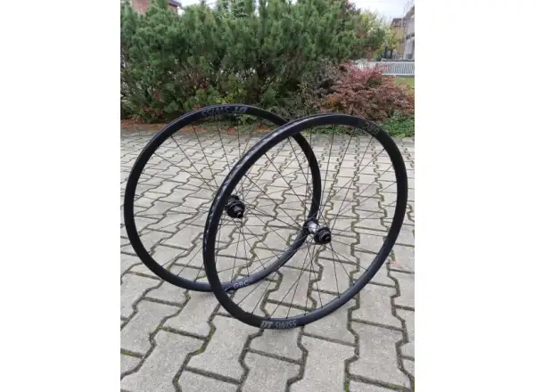 DT GRC LOG 25 Gravel Wheelset