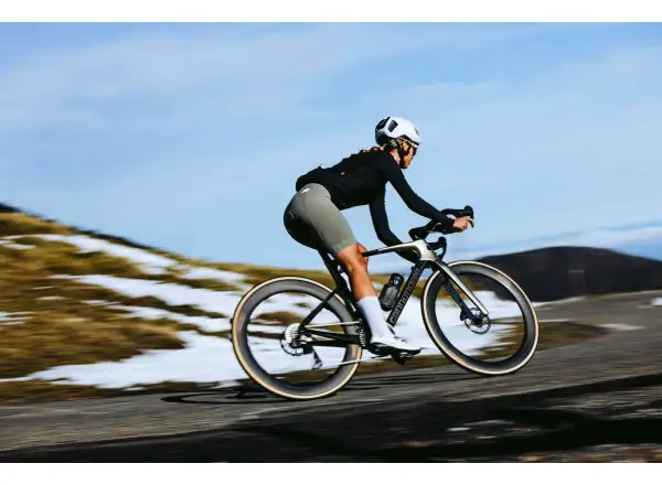 Cannondale SuperSix Evo 5 road bike Cashmere CAS