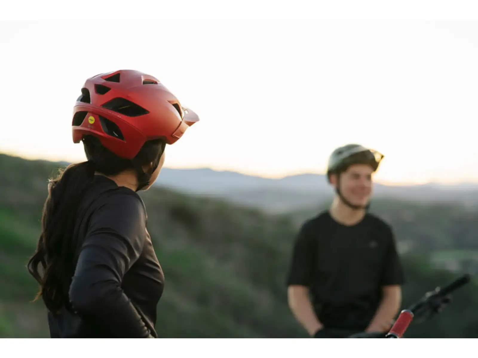 Troy Lee Designs Flowline SE MIPS helmet Radian Navy/Titanium