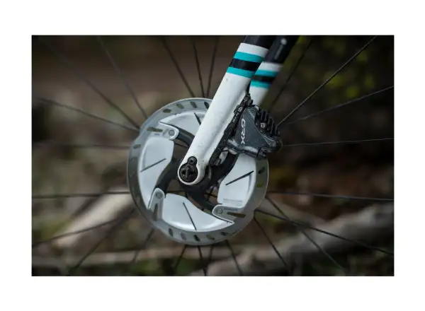 Shimano GRX Di2 ST-RX815+BR-RX810 2x11 shifting and brake levers and calipers