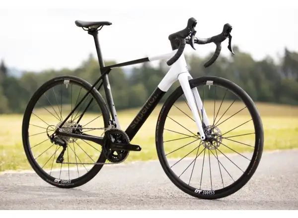 Superior X-Road 9.3 GF road bike matte carbon / white