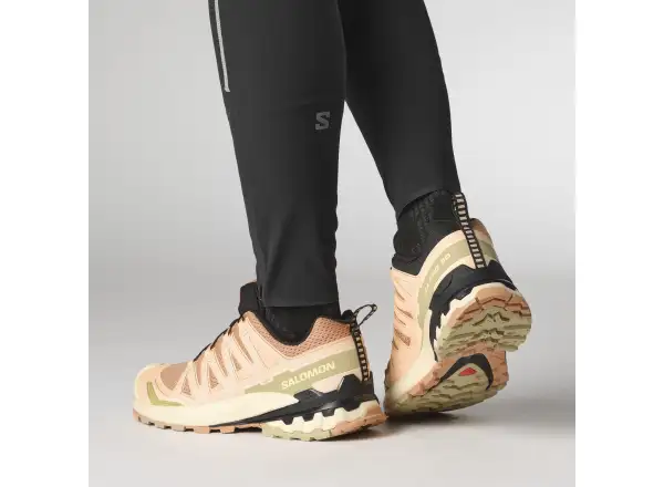 Salomon XA PRO 3D V9 women's running shoes Cork/Peach Fuzz/Sponge