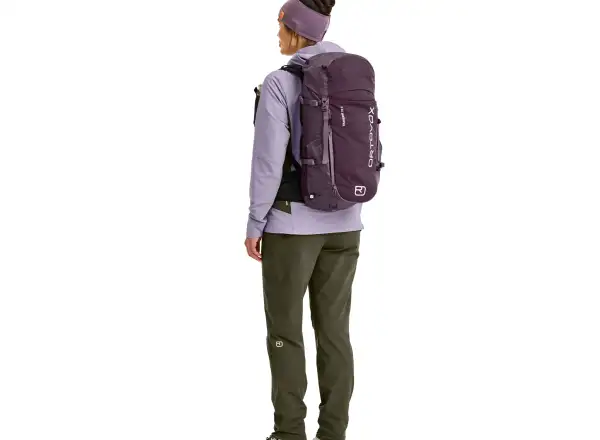 Ortovox Traverse 28 S women's hiking backpack Glacier Grey