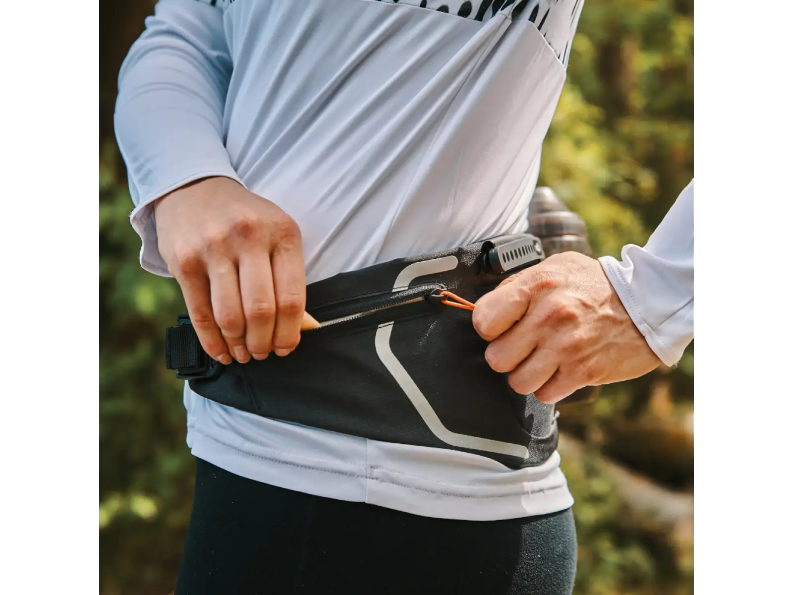 Fidlock Hip waist bag 0.6 l + bottle 450 ml