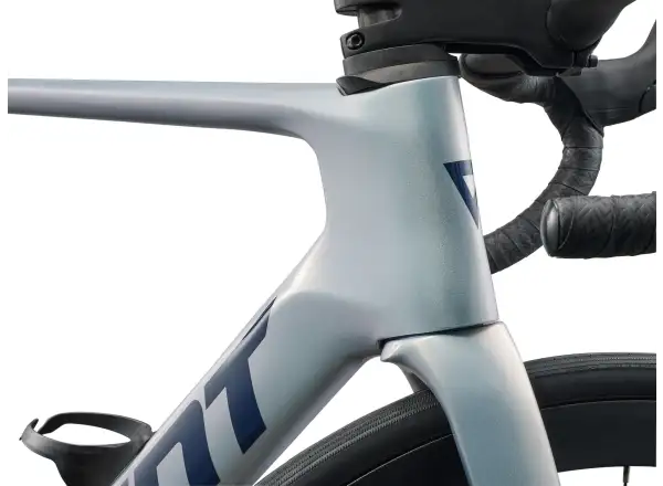 Giant Propel Advanced 2 road bike Supernova