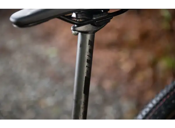 Superior XP 9.8 mountain bike Matte Carbon/Dark Chrome
