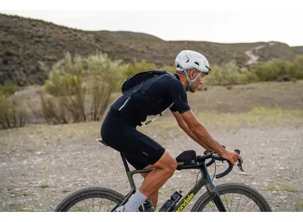 Apidura Racing Hydration cycling vest 2 l black