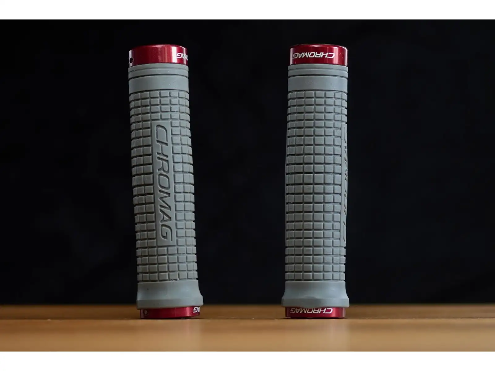 Chromag Squarewave XL grips grey/red