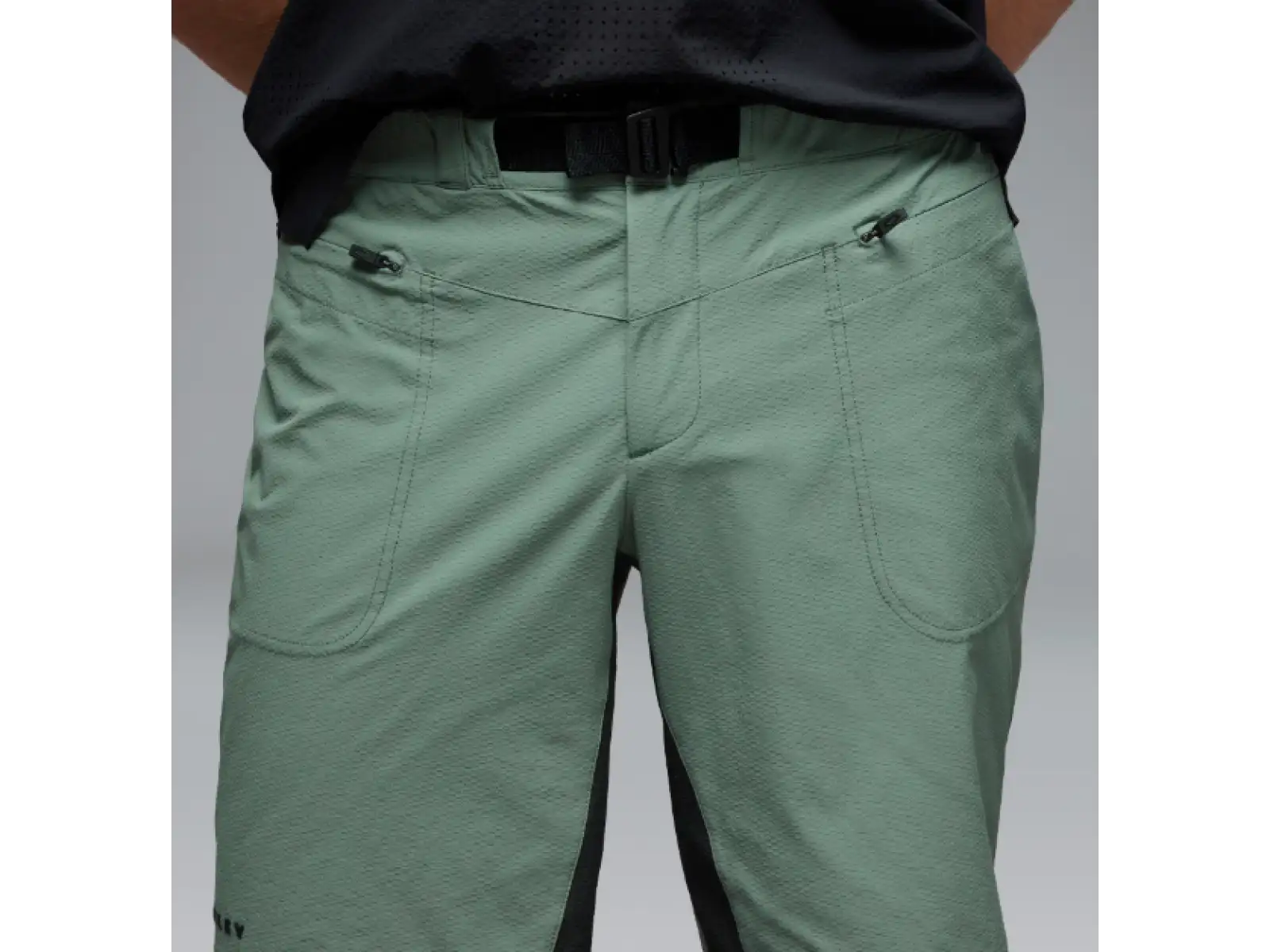 Oakley Seeker Whip men's shorts Aviator Green