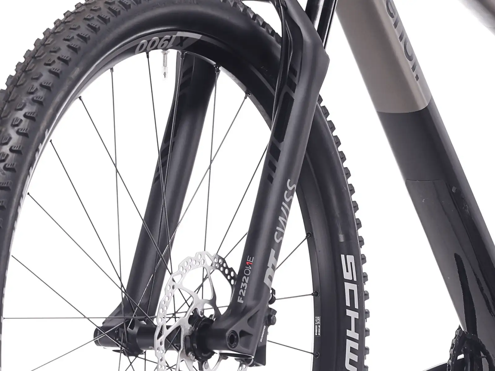 Superior XP 9.6 mountain bike Matte Dark Chrome / Carbon