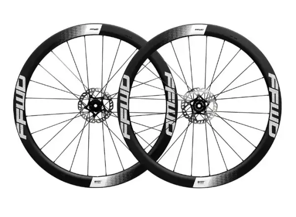 FFWD RYOT44 FFWD 2:1 road carbon wheels White clincher, hub Shimano 11sp.