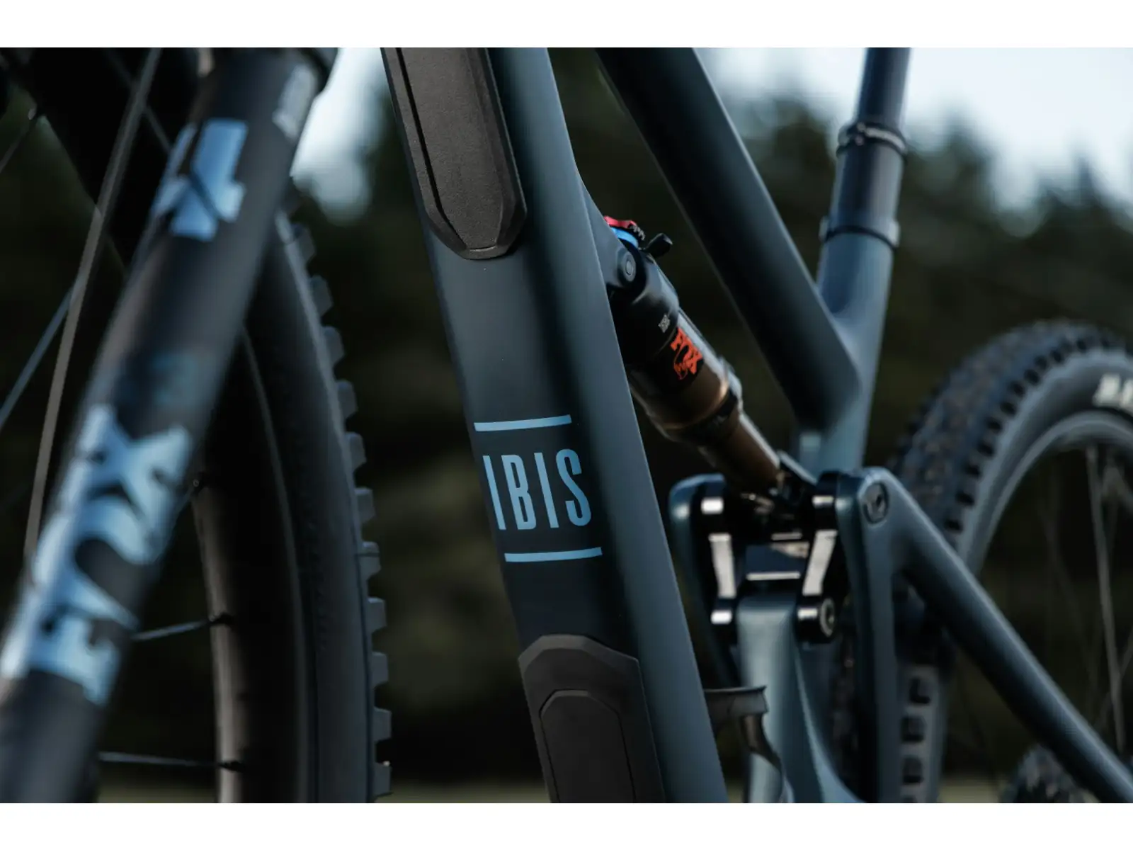 Ibis Ripley V5 Deore mountain bike Blue Hour
