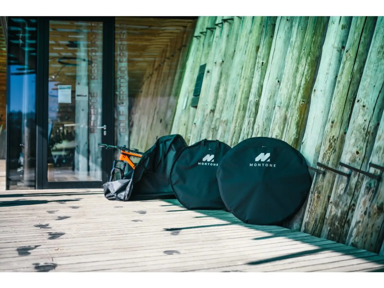 Montone bike mWheel Pro wheel bag