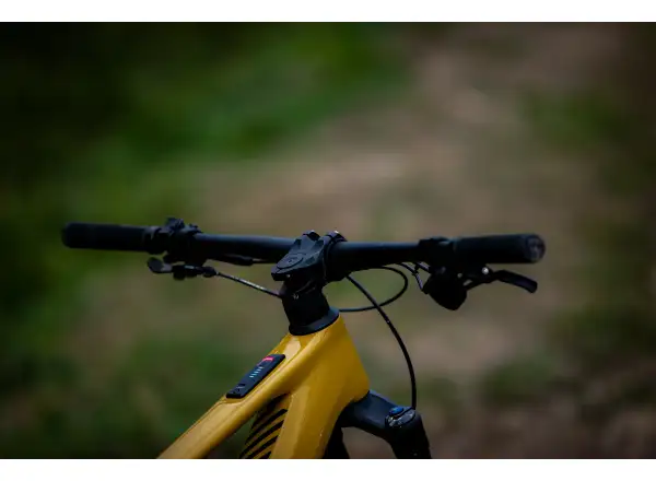 Superior iXF 9.2 full-suspension e-bike Matte Mustard