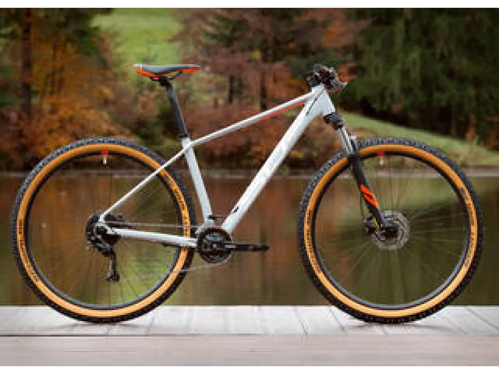 Superior XC 859 Gloss Grey/Orange mountain bike