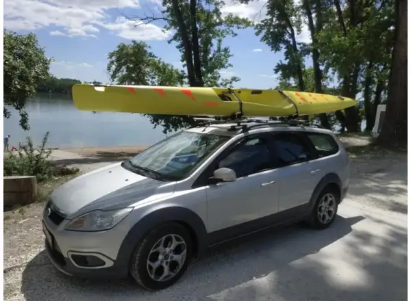 TreeFrog adapter roof rack for kayak