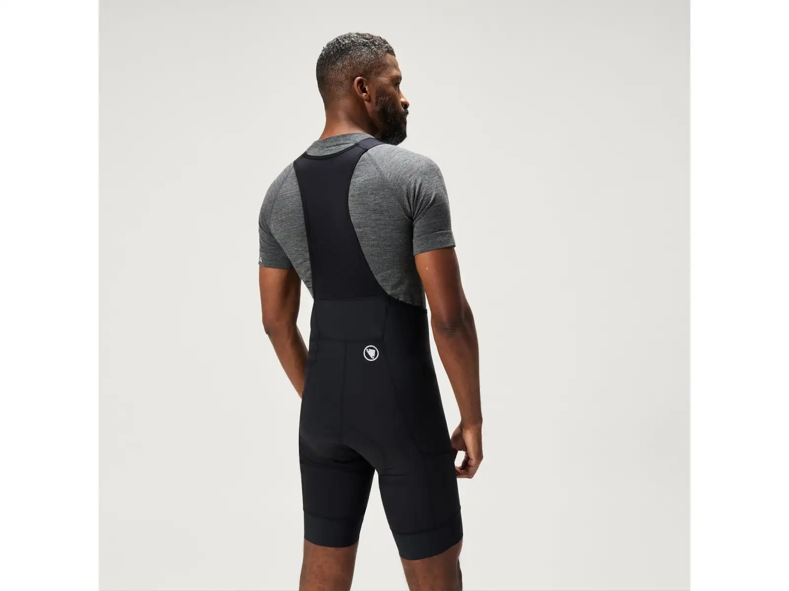 Endura Loop men's shorts with pad and bib Black