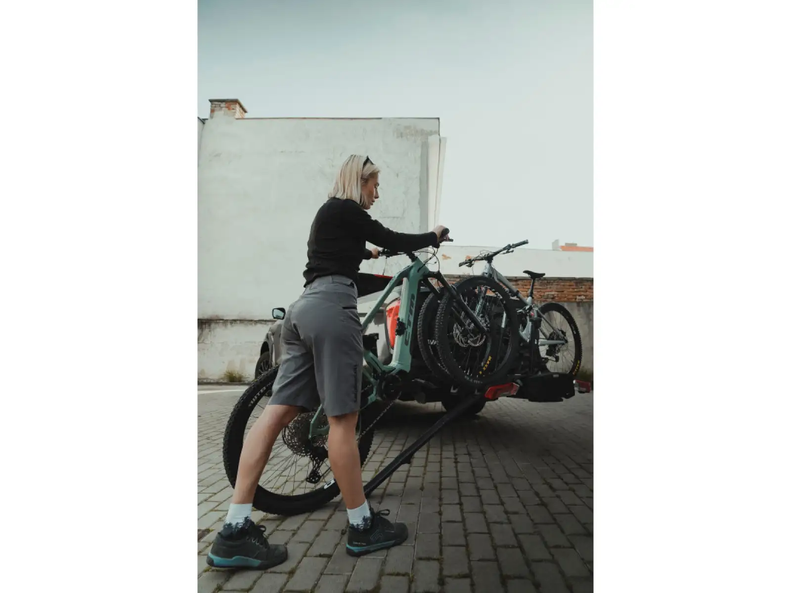 Thule Foldable Loading Ramp - foldable loading ramp