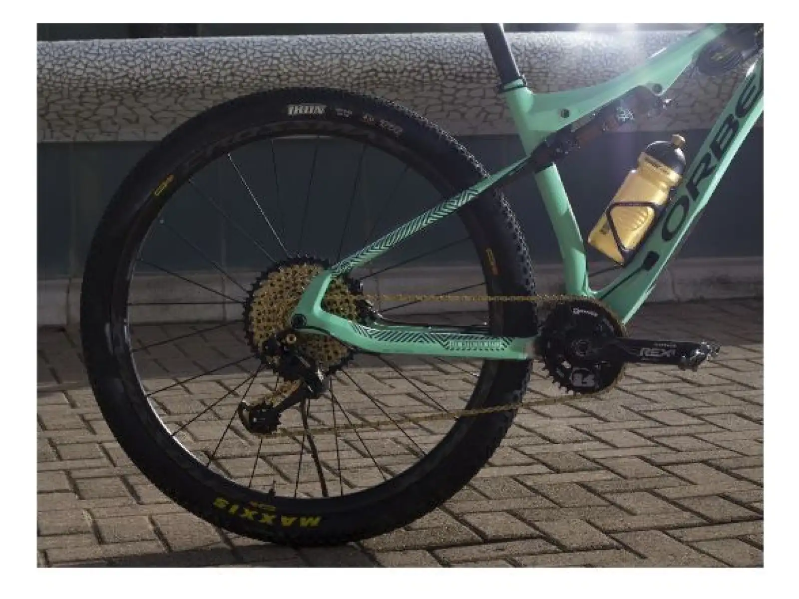 All Mountain Style chainstay protectors Mazel/Black