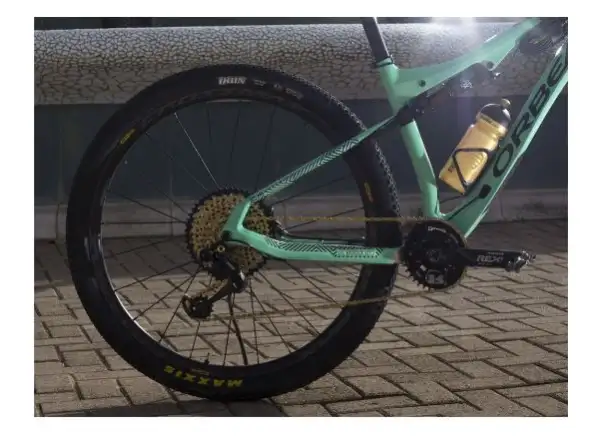 All Mountain Style chainstay protectors Mazel/Black