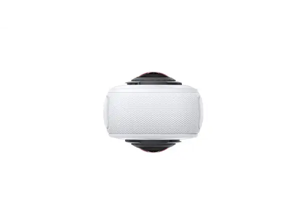 Insta360 X4 Air camera Starter Bundle white