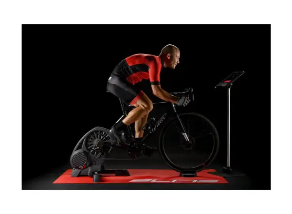 Elite Direto XR-T trainer with mat
