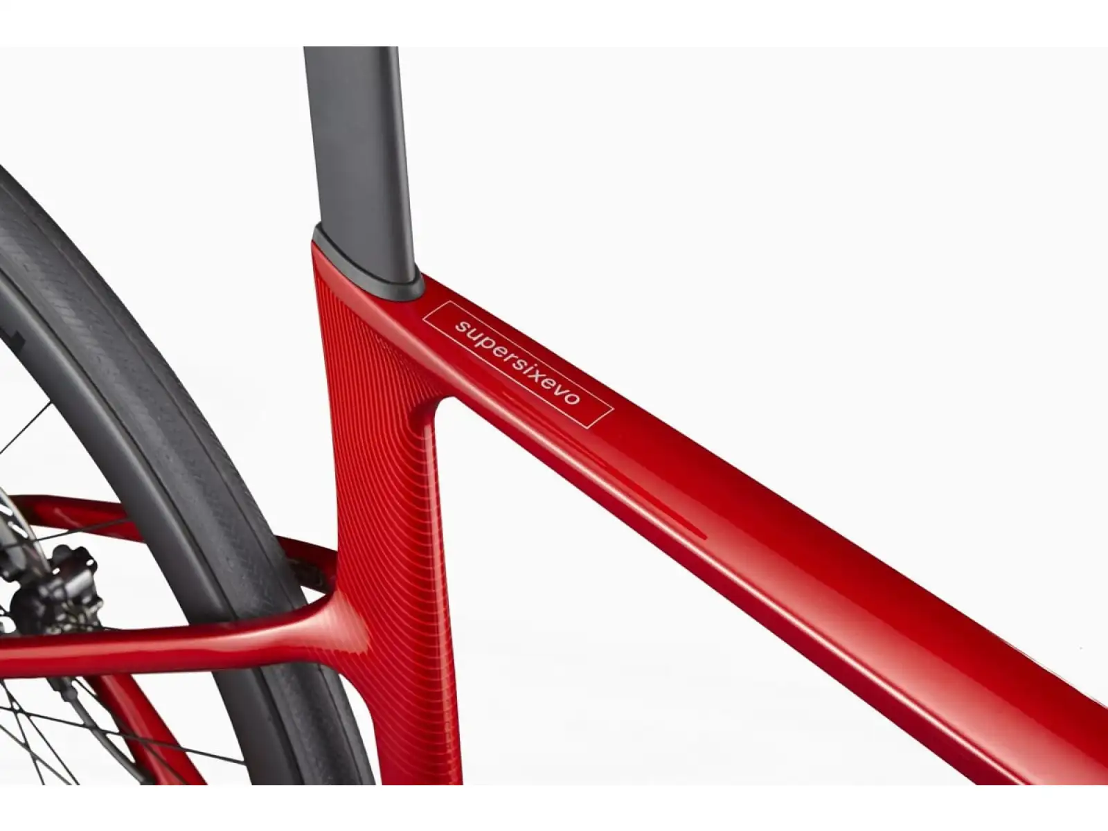 Cannondale SuperSix Evo Carbon 2 road bike Metallic Red