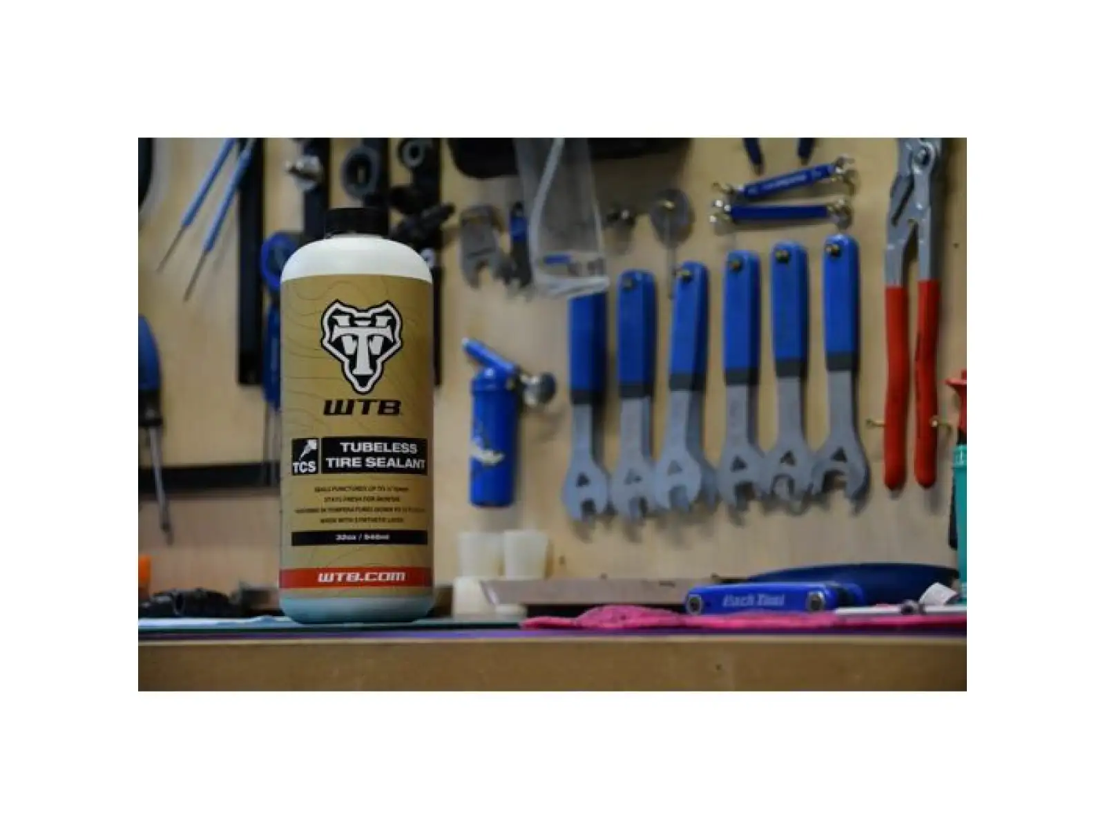 WTB TCS Tubeless Tire Sealant 473 ml tire sealant