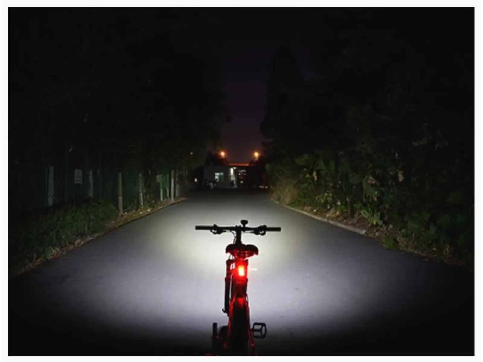 Ravemen PR2400 front light black