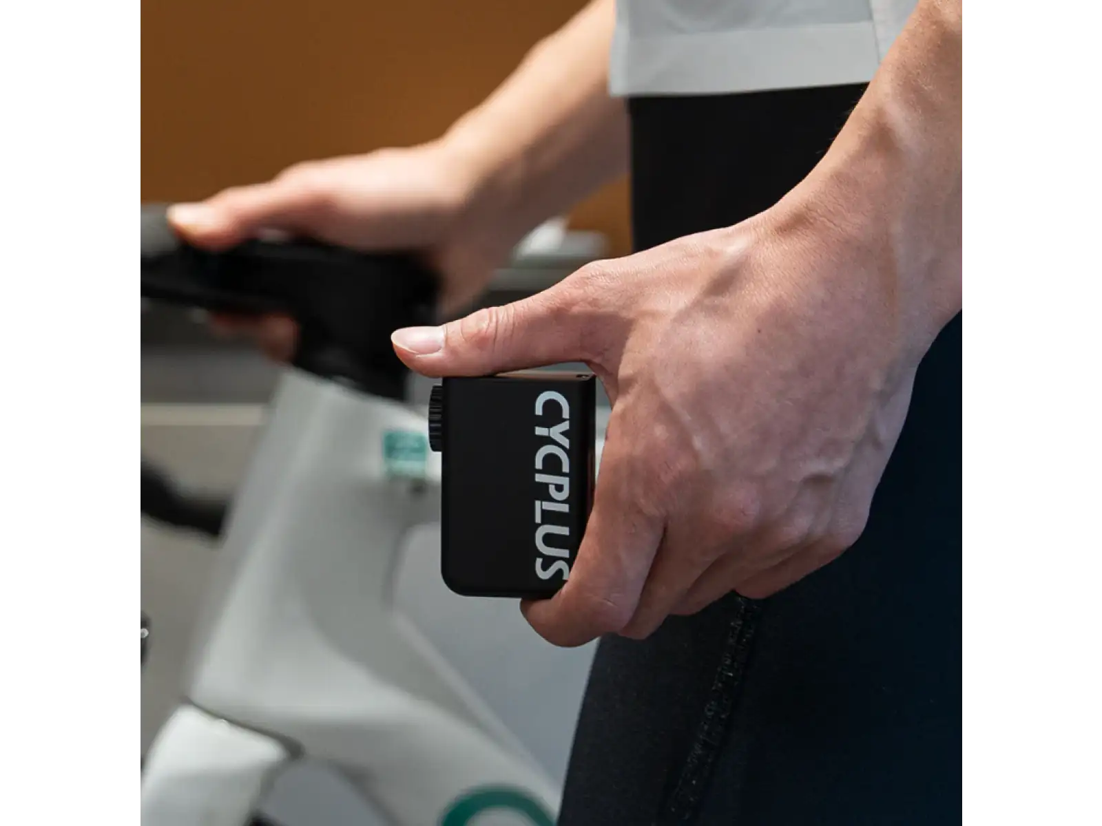Cycplus AS2 Ultra electronic mini pump Black