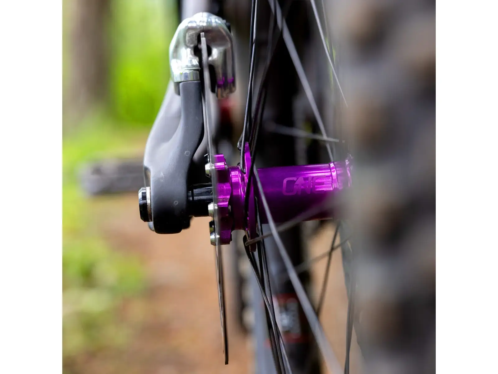 OneUp rear hub 12x148 mm 32 holes purple