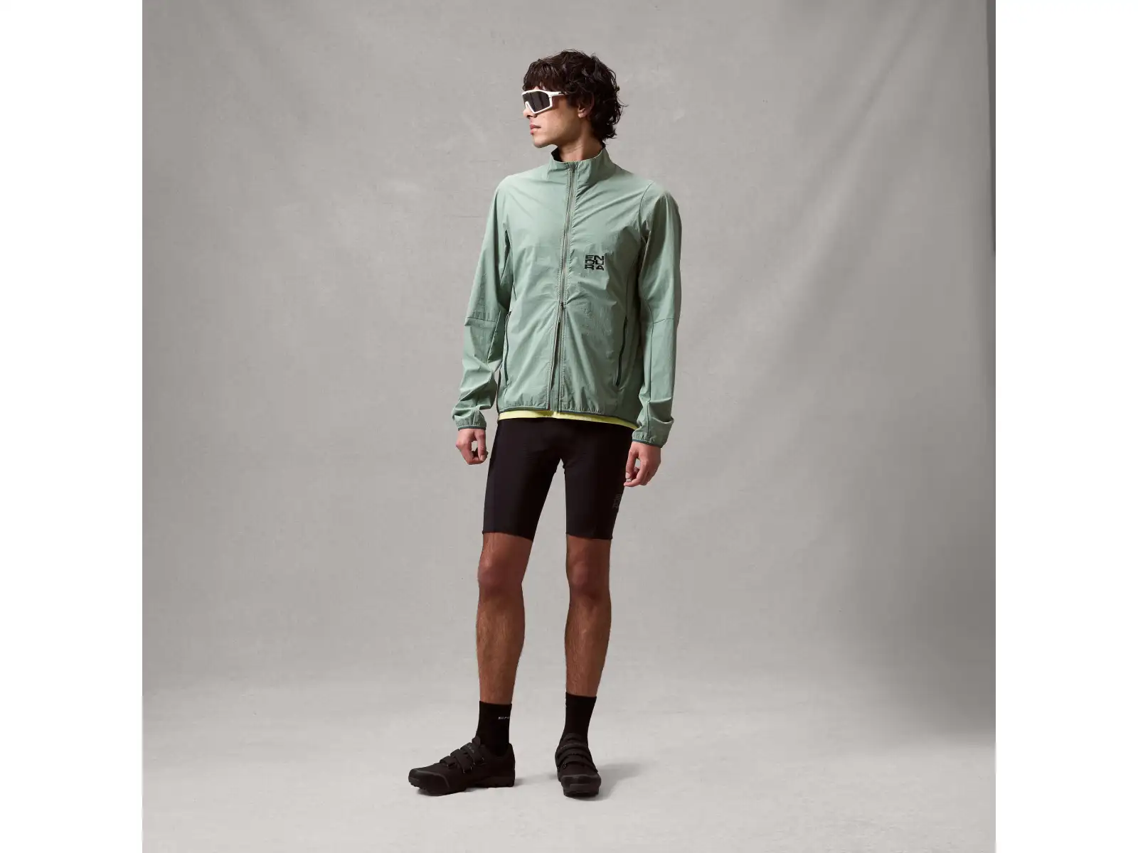Endura Alltrack Ride Packable men's jacket Sage green
