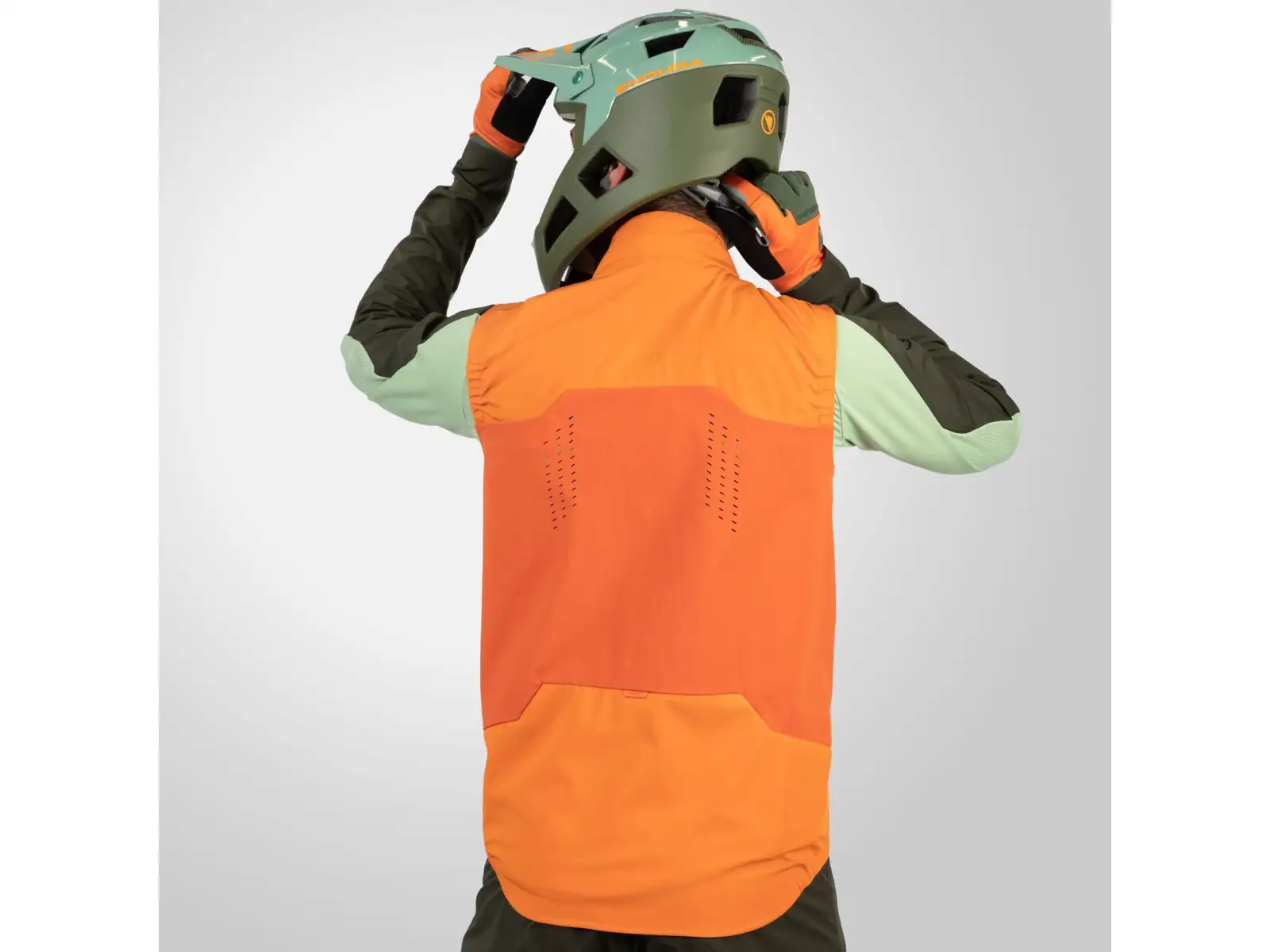 Endura MT500 Spray men's vest Harvest