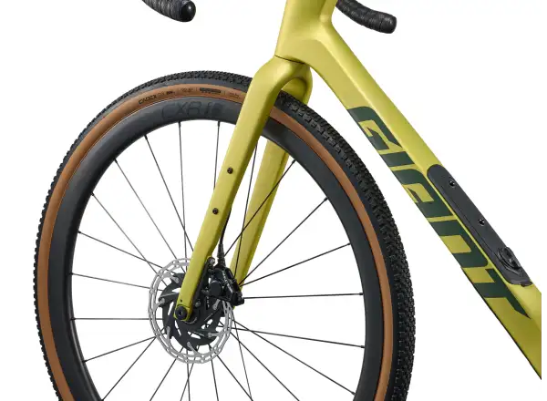 Giant Revolt Advanced Pro 0 gravel bike Cyber Lime