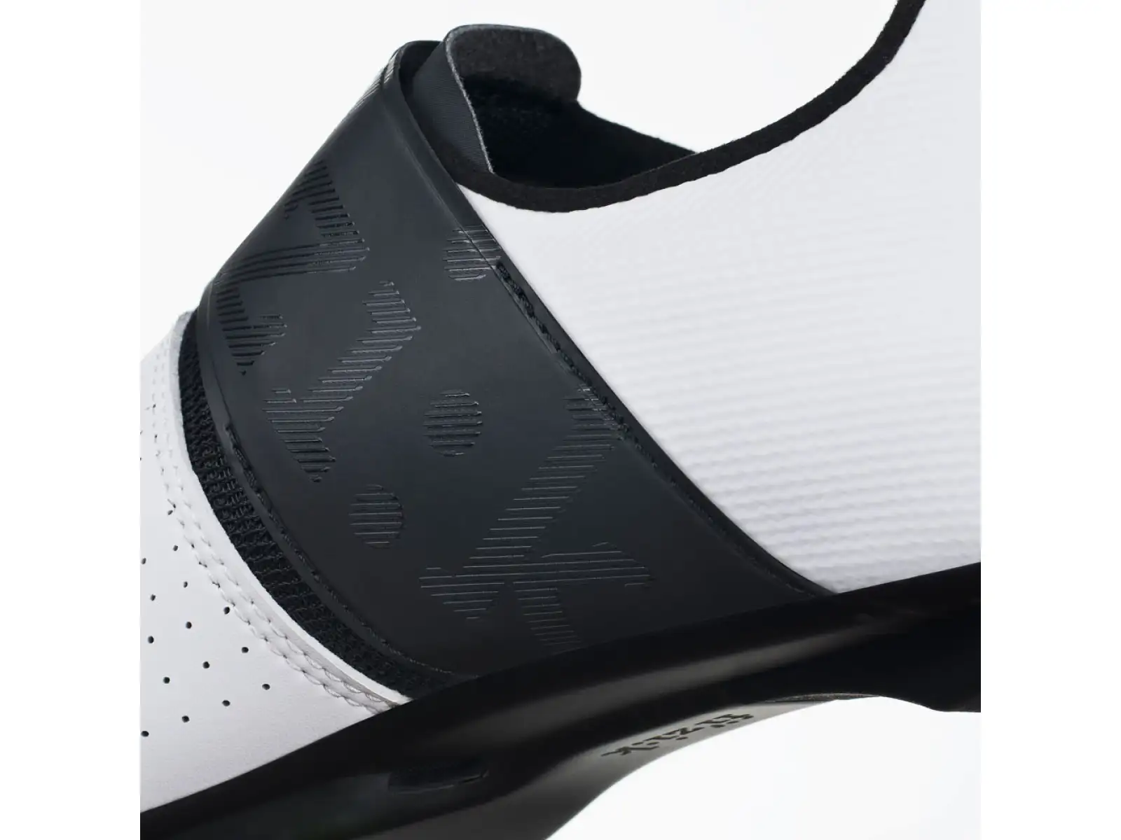 Fizik Vento Infinito Carbon 2 Wide road men's shoes White/Black