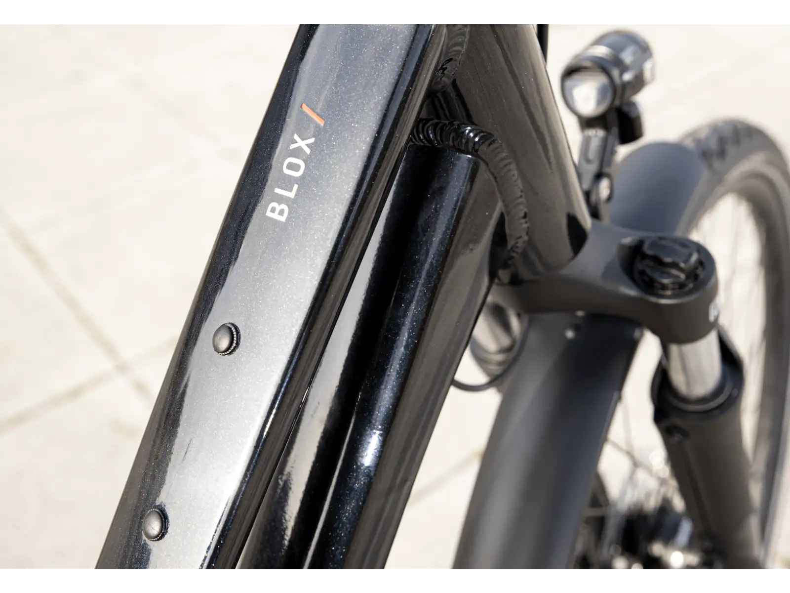 Superior Blox 6.7 T MS bike Gloss Metallic Black