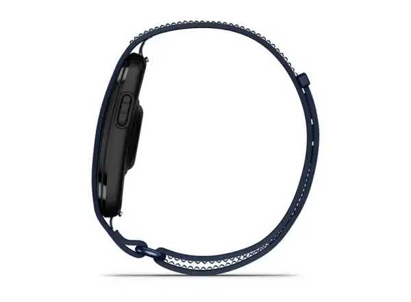 Garmin CIRQA smart bracelet Captain Blue