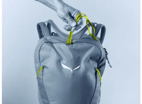 Salewa Ultra Train 18 l backpack Black