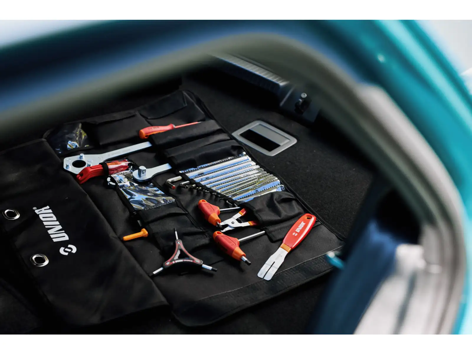 Unior Pro Tool Roll Tool Set