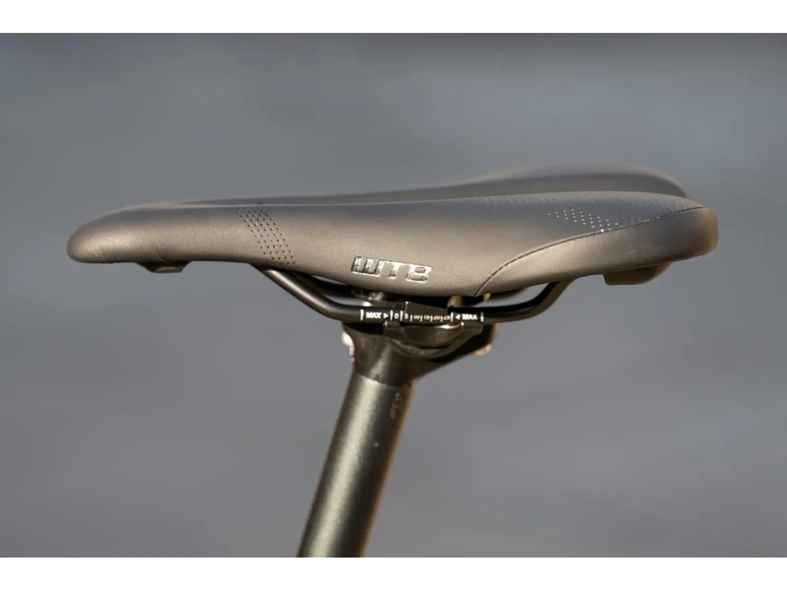 Rock Machine Gravelride 200 gravel bike Gloss Black/Sand