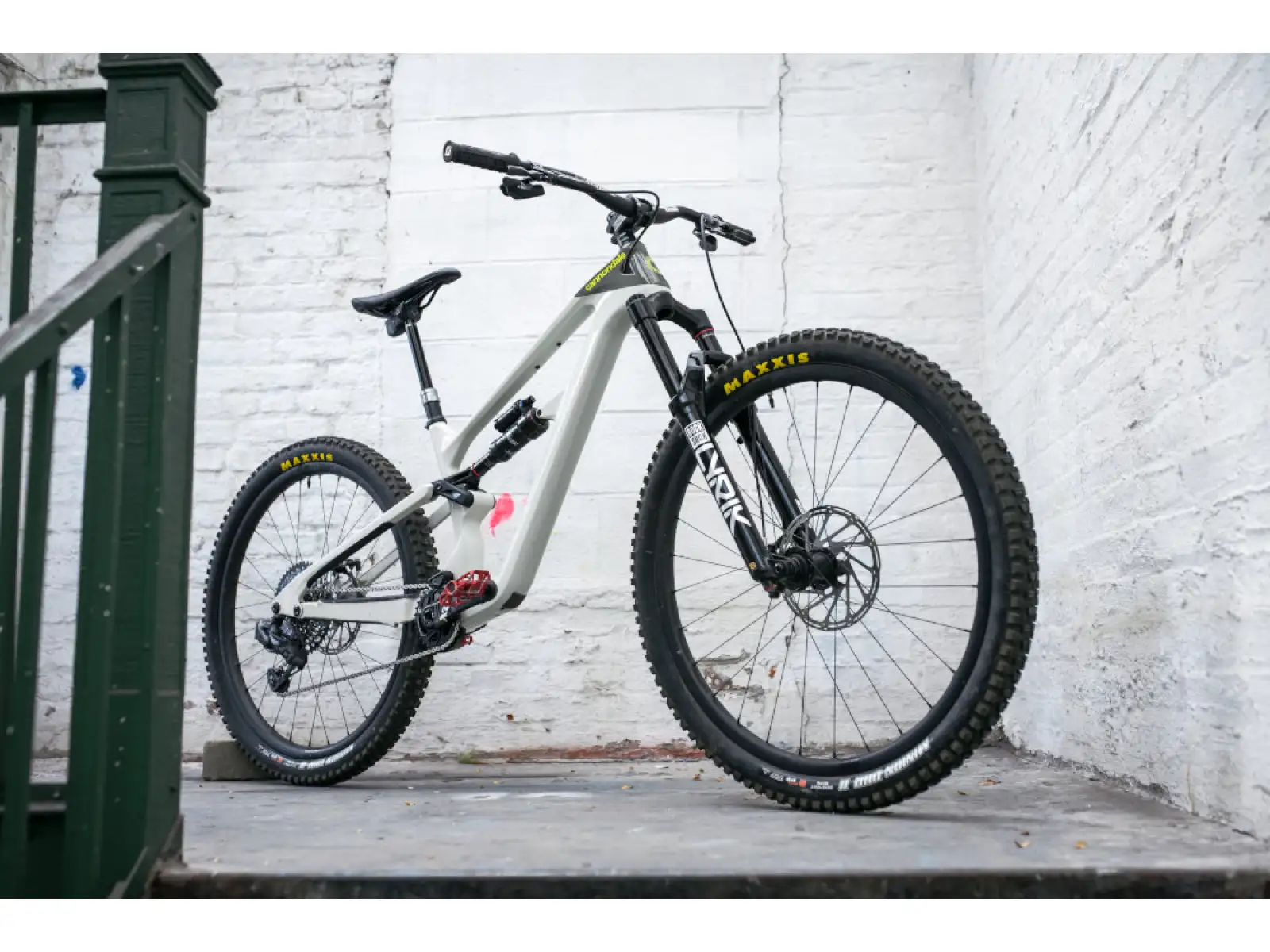 Cannondale Habit Carbon LT 1 mountain bike Chalk